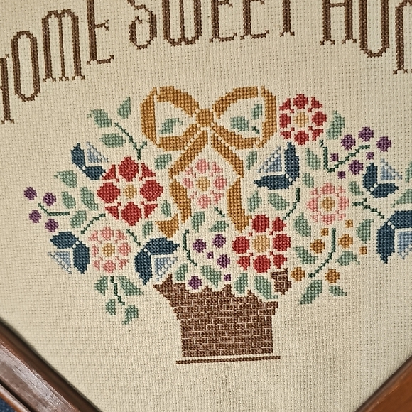 VINTAGE Home Sweet Home Floral Cross-Stitch Decor 80s Embroider Handmade Frame - Picture 5 of 10